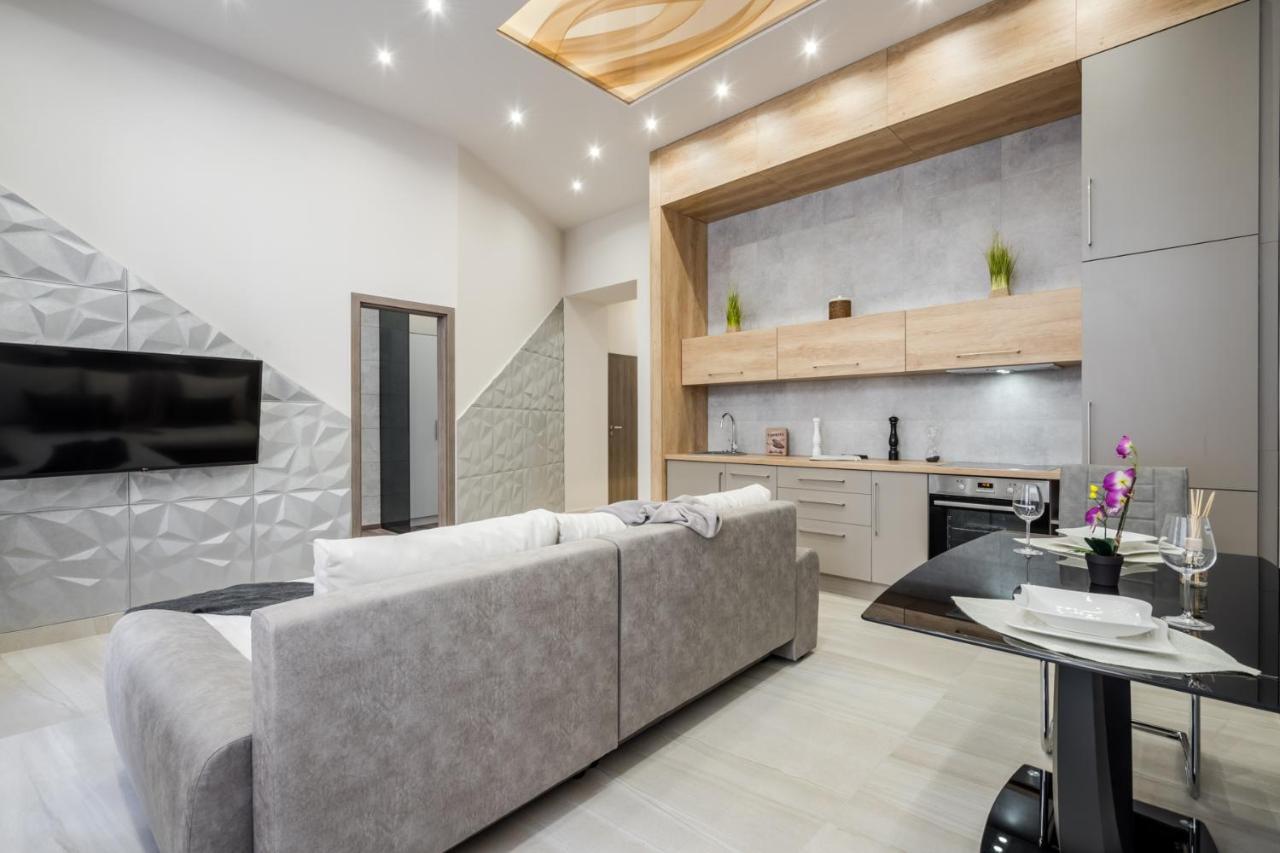Chic Comfort Suite For 6 By Oktogon Budapest Exterior foto